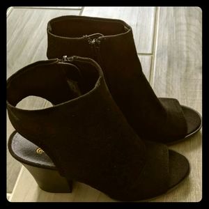 Women's Size 8 Brash Zippered Boot In Black NEW